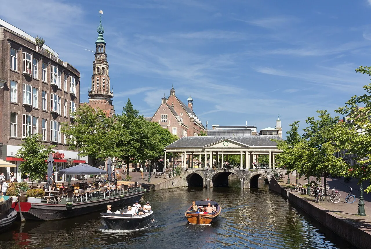Leiden Travel Guide: Museums, Historic Courtyards and University Heritage